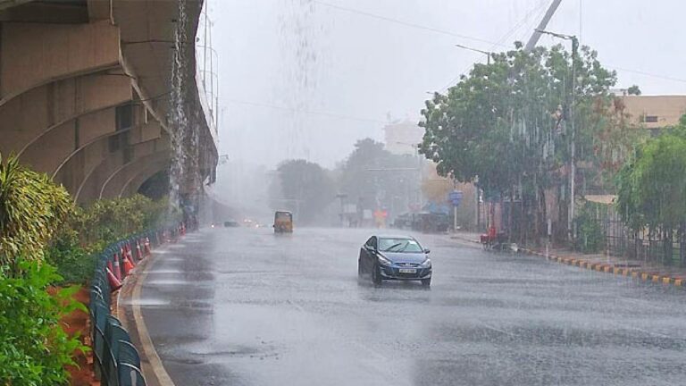 Telangana: తెలంగాణకు భారీ వర్ష సూచన.. రాత్రి నుంచి కురిసే అవకాశం