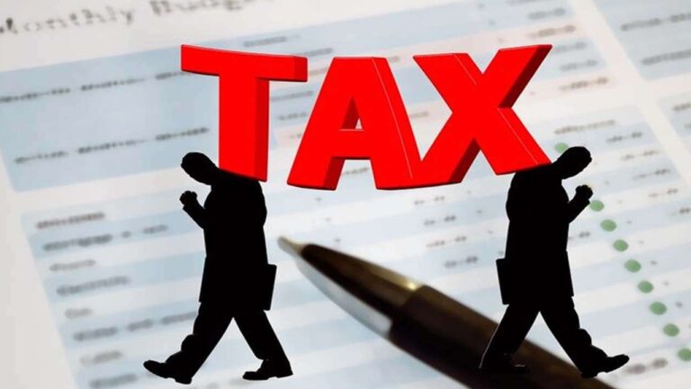 Income Tax : కోట్లాది మంది పన్ను చెల్లింపుదారులకు శుభవార్త!