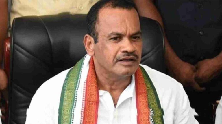Komati Reddy Venkat Reddy: టిఆర్ఎస్ పార్టీలోకి వెళ్తే..  ప్రాజెక్ట్ ఎప్పుడో పూర్తయ్యేది