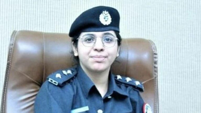 Manisha Ropeta: పాకిస్తాన్‌ పోలీస్ శాఖలో హిందూ మహిళకు అందలం.. తొలి మహిళగా రికార్డ్