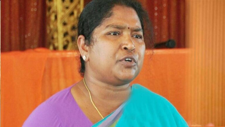 MLA Seethakka : కన్నీరు పెట్టుకున్న సీతక్క