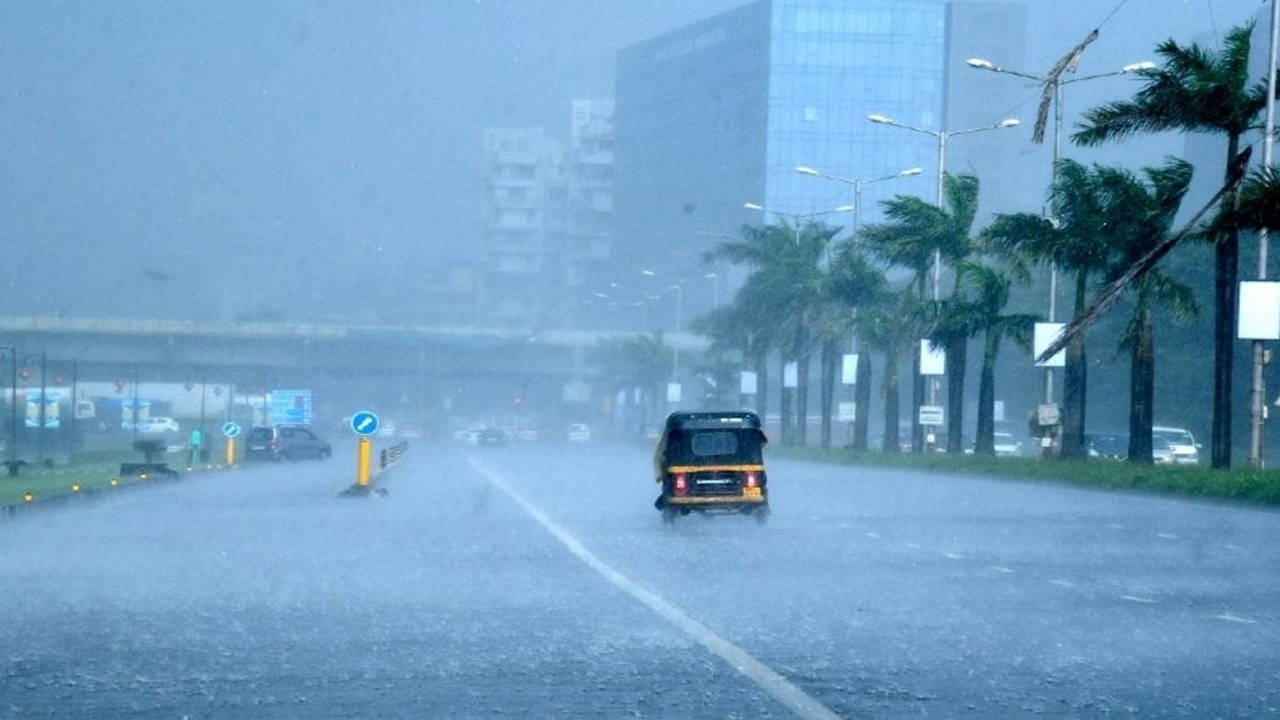 Rains: Varuna shaking Mumbai.. Another heavy rain forecast
