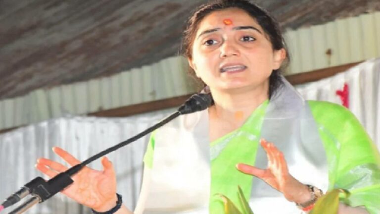 Nupur Sharma: నుపుర్ శర్మ వీడియో చూస్తున్న వ్యక్తిపై దాడి.. ఆరుసార్లు కత్తితో పొడిచిన దుండగులు