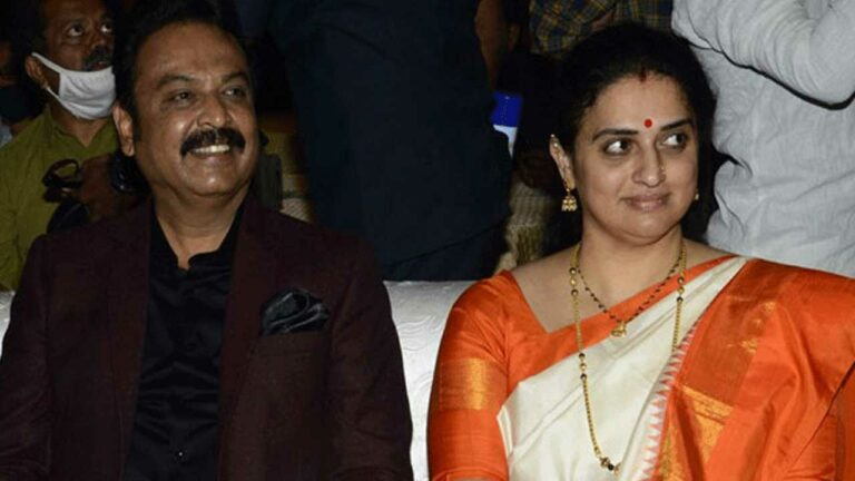 Pavitra Lokesh: అవును.. నేను నరేష్ కు తోడుగా ఉంటున్నాను..!