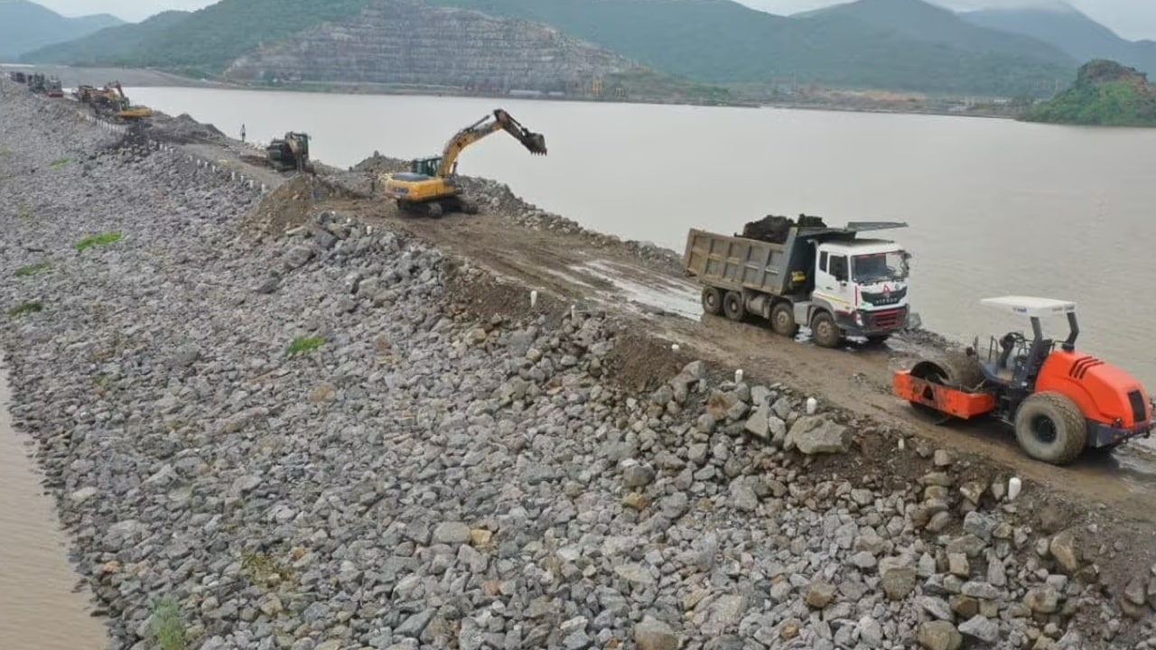 Polavaram Project: Polavaram upper coffer dam height increase work.. completed within two days