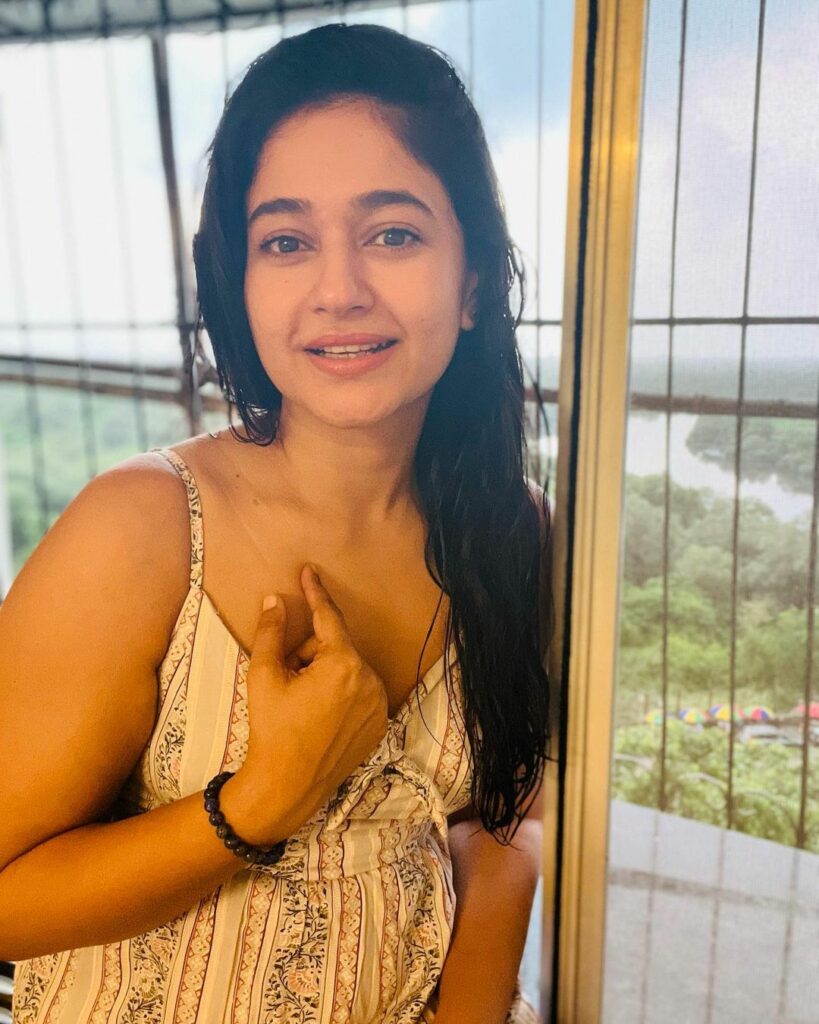 Poonam Bajwa (10)