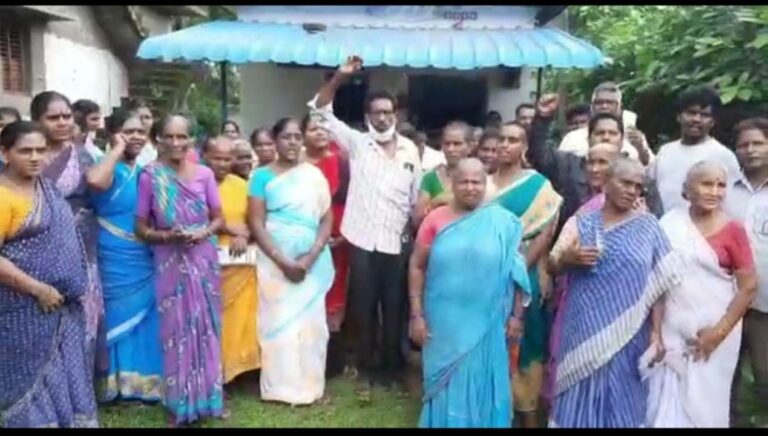 Post Master Fraud: పోస్టుమాస్టర్ నిర్వాకం.. పొదుపు డబ్బులతో పరార్