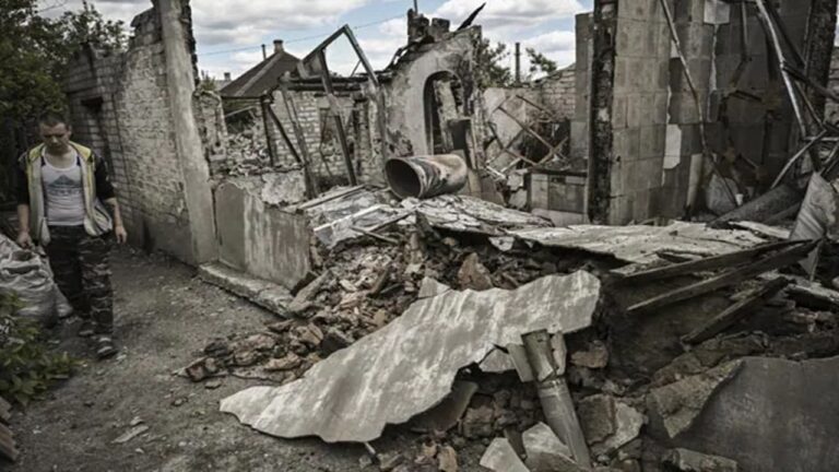 Ukraine Crisis: లిసిచాన్స్క్‌ను స్వాధీనం చేసుకున్నాం.. రష్యా రక్షణ శాఖ ప్రకటన