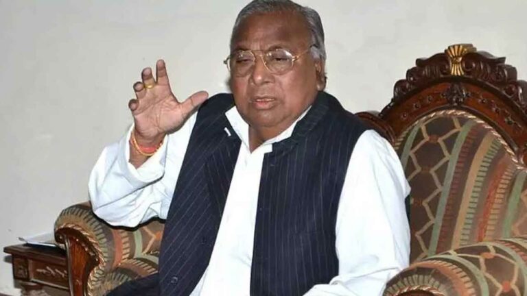 V.Hanumantha Rao : రాజగోపాల్‌ రెడ్డి పోతా అని అంటుంటే… ఆయన దగ్గరికి పోయి నేనేం చేయాలి