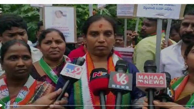 VijayaReddy: సి.నారాయణరెడ్డి పేరుతో కల్చరల్ సెంటర్ నిర్మించాలి