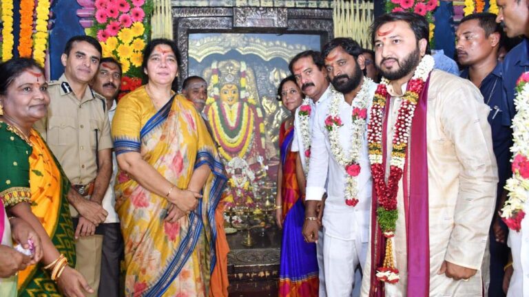 Warangal: వైభవంగా కాకతీయ ఉత్సవాలు.. పాల్గొన్న 22వ యువరాజు