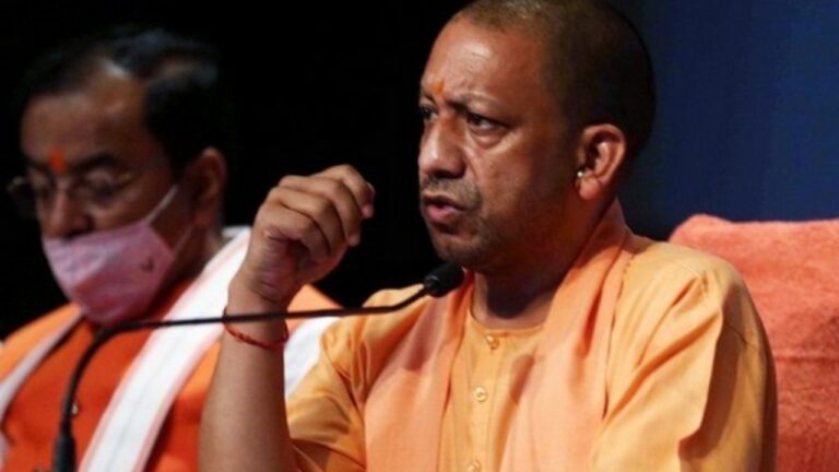 Uttar Pradesh: సీఎం యోగి ఆదిత్యనాథ్ కు ఎదురుదెబ్బ.. క్యాబినెట్ మంత్రి రాజీనామా