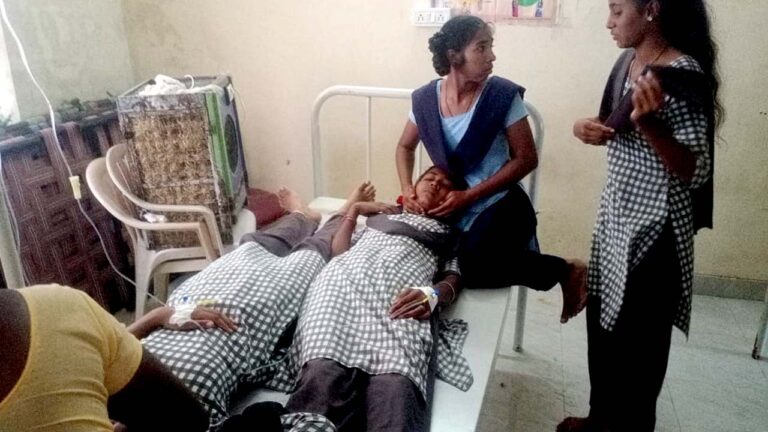 Adilabad KGBV Food Poison: చికెన్‌ తో ఫుడ్‌ పాయిజన్‌.. 16 మంది విద్యార్థులకు అస్వస్థత