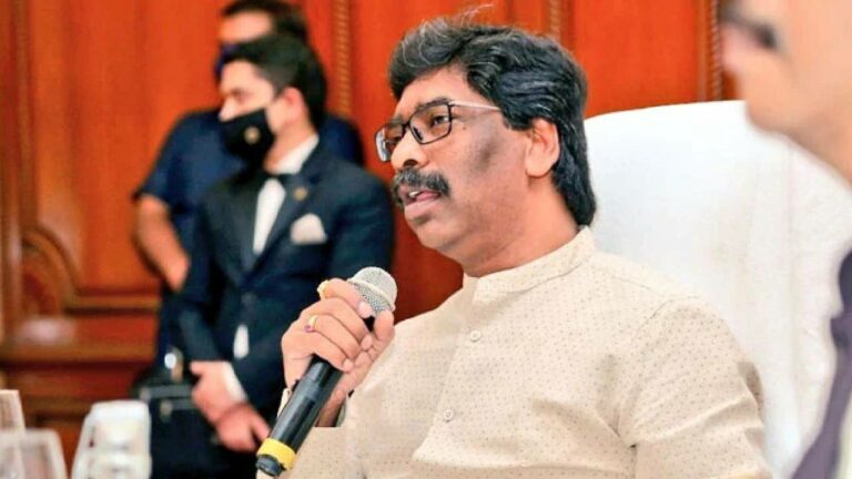 CM Hemant Soren: జార్ఖండ్ సీఎం హేమంత్ సొరెన్ కు బిగ్ షాక్.. అనర్హతకు ఈసీ సిఫారసు..