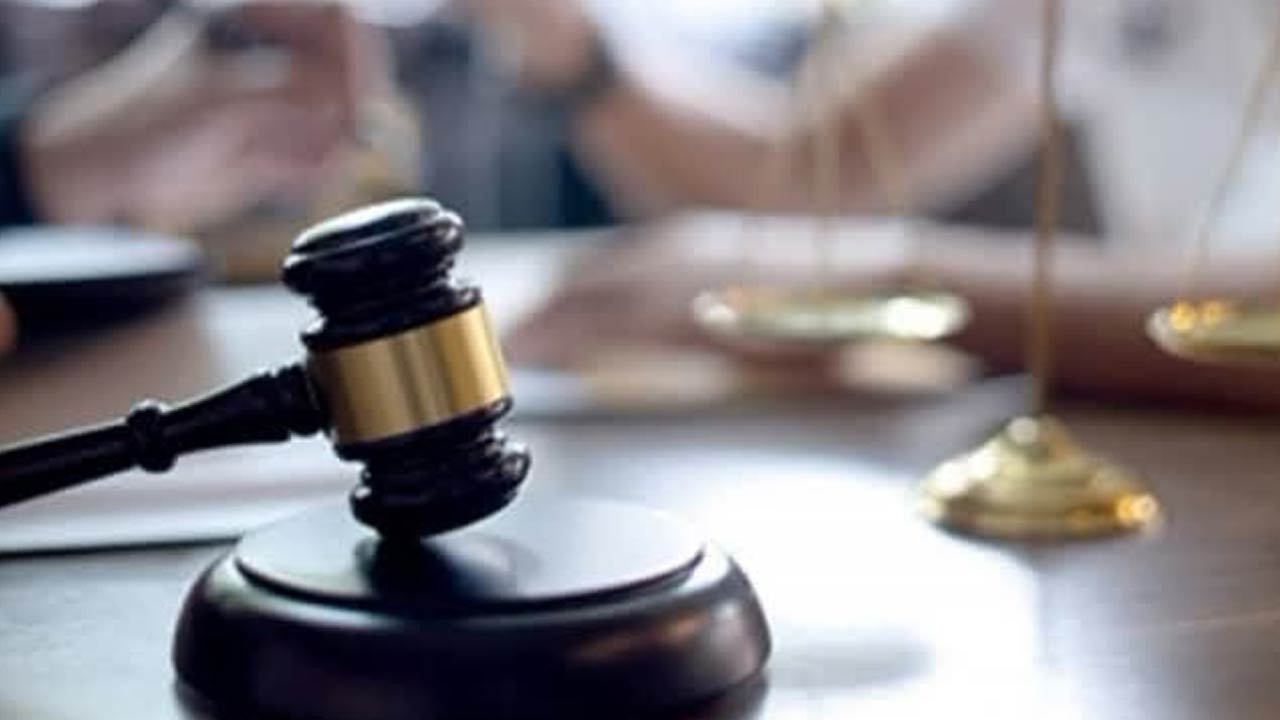 Kerala Court: మహిళ రెచ్చగొట్టేలా డ్రెస్‌ వేస్తే లైంగిక వేధింపుల కిందకు రాదు.. కోర్టు వ్యాఖ్య