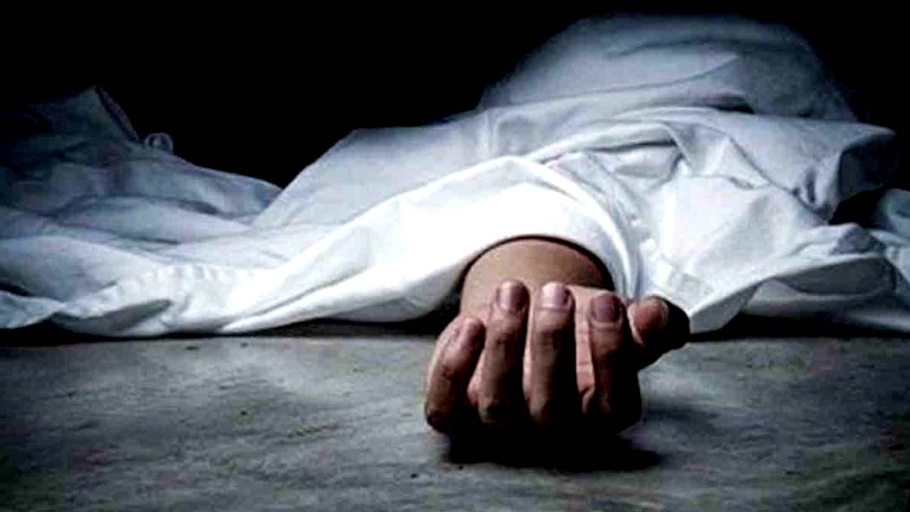 Current Shock to Mother and Daughter: పండగపూట విషాదం.. కరెంట్‌ షాక్‌తో ఇద్దరు మృతి