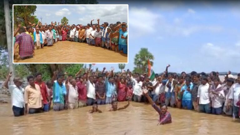 Polavaram Flood Victims: విలీన మండలాల్లో హోరెత్తిన పోలవరం నిర్వాసితుల ఆందోళన.. వరద నీటిలో నిరసన