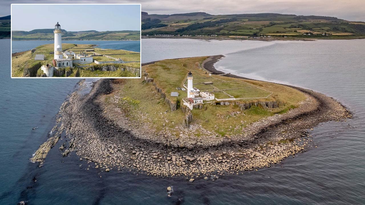 Island For Sale: అమ్మకానికి దీవి.. డబుల్‌ బెడ్‌రూమ్‌ ఫ్లాట్‌ కంటే తక్కువ ధరే..!