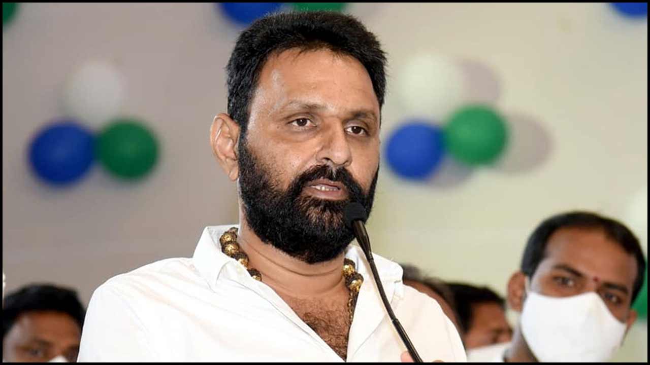 Kodali Nani: అమ్మాయిల్ని అడ్డం పెట్టుకొని.. టీడీపీ కుట్రలు పన్నుతోంది