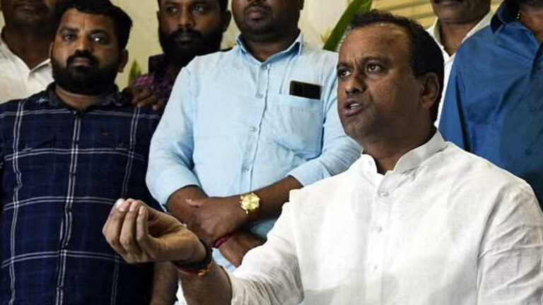 Komatireddy Rajgopal Reddy : అందుకే పార్టీ వీడుతున్నా.. సోనియాగాంధీకి లేఖ