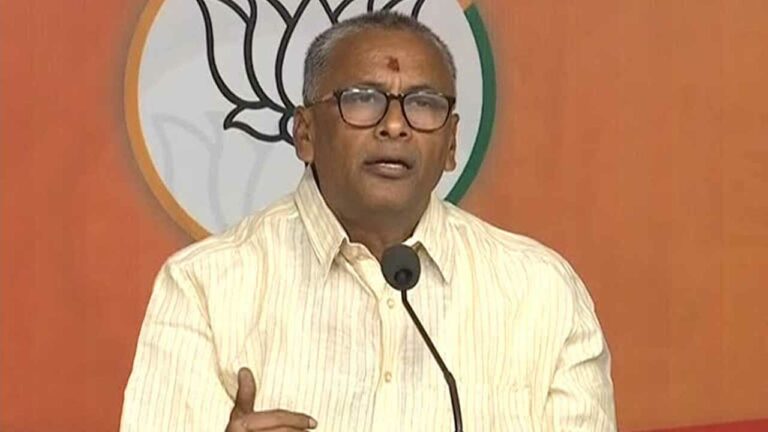 NVSS Prabhakar : కేసీఆర్‌కు నీతి ఆయోగ్ ప్రాధాన్యత తెలియదు అనుకుంటా..