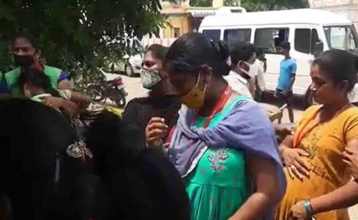 Gas Leakage: అచ్యుతాపురం సెజ్‌లో విషవాయువు లీకేజ్