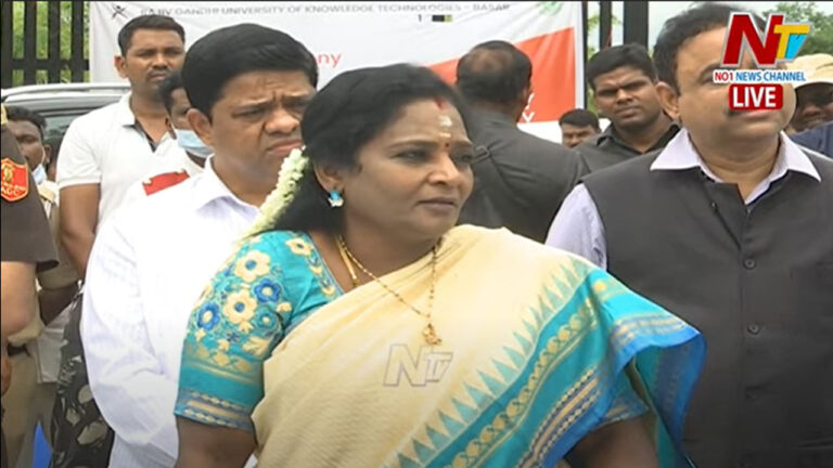 Governor Tamilisai: ప్రొటో కాల్ ఎక్కడ ఉంది..? మెస్ విషయంలో అసంతృప్తి..