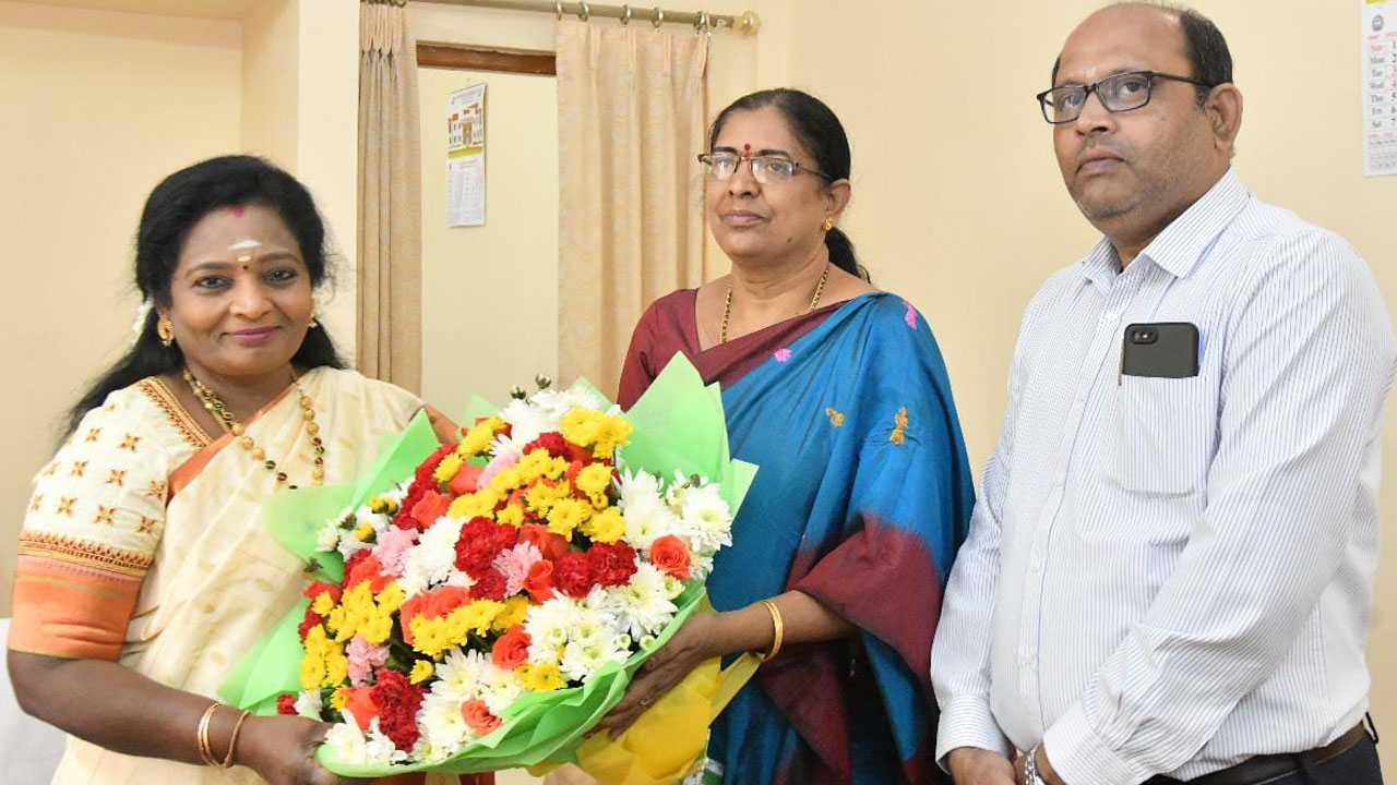 Tamilisai Soundararajan: కాకతీయ స్నాతకోత్సవంలో.. గవర్నర్‌ తమిళిసై