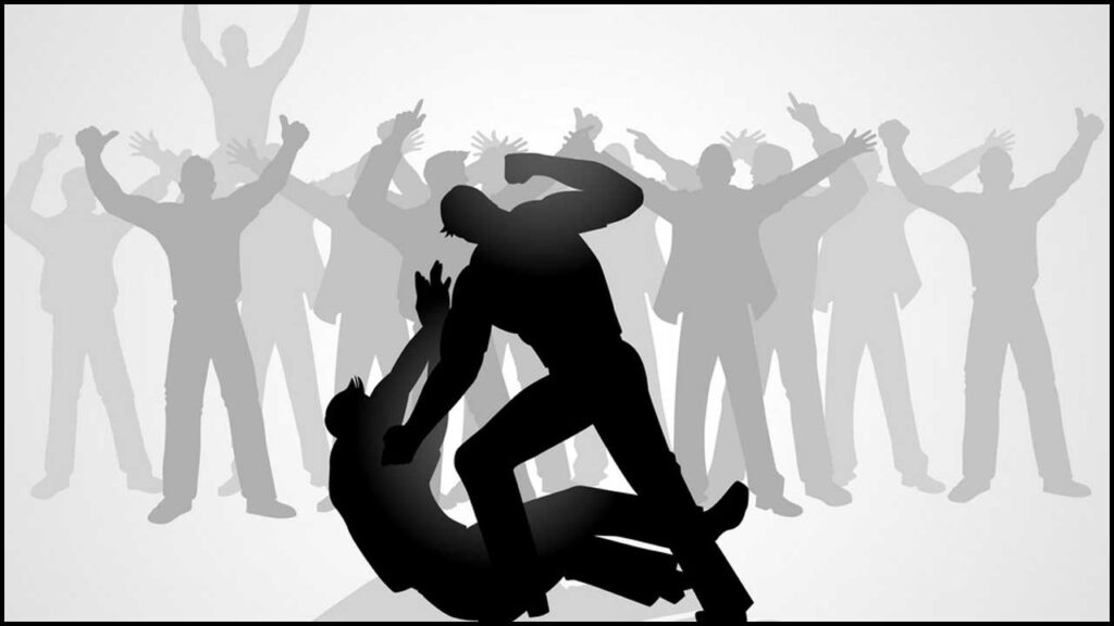 Two Groups Fight Warangal