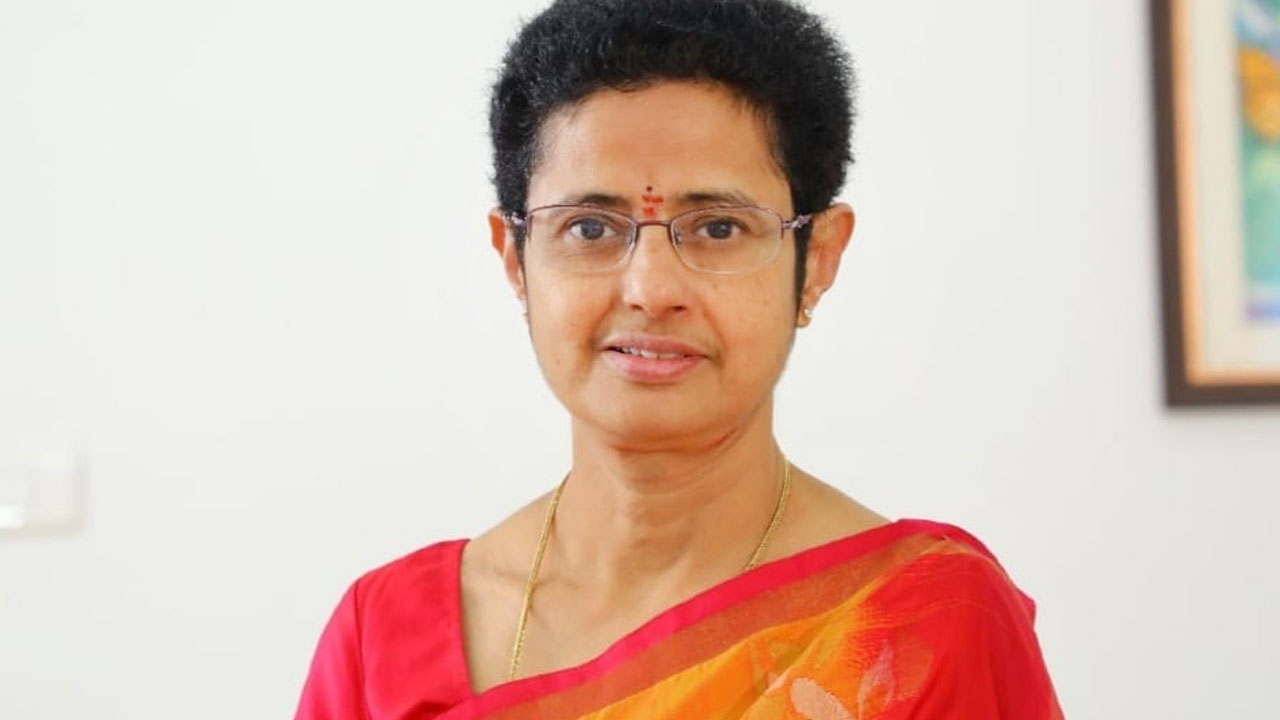 Umamaheswari Funerals: నేడు ఉమమహేశ్వరి అంత్యక్రియలు.. మహాప్రస్థానంలో ఏర్పాట్లు