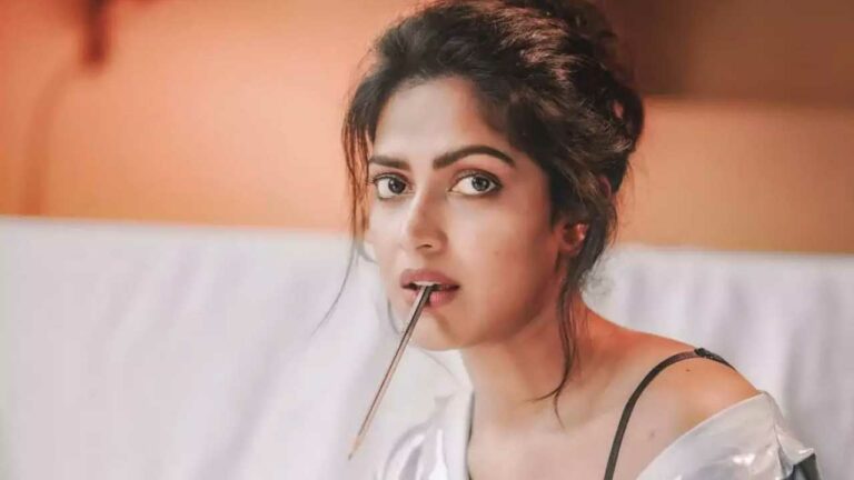 Amala Paul: ఆ హీరోలతో చాలా ఇబ్బంది పడ్డాను.. అందుకే సినిమాలకు బ్రేక్..?
