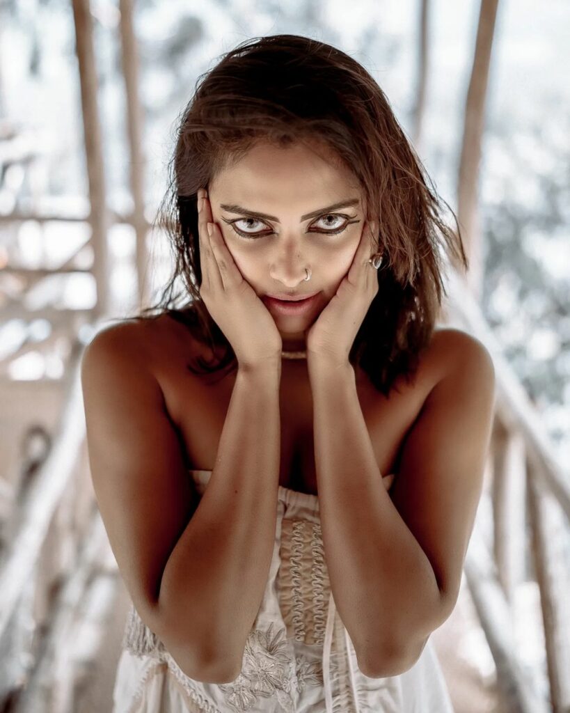 Amala Paul (8)