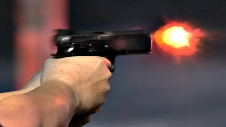 America Shooting: అమెరికాలో మరోసారి కాల్పుల కలకలం.. నలుగురు మృతి