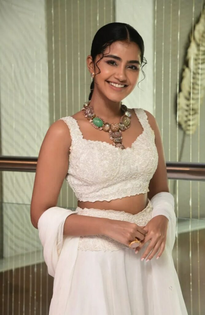 Anupama (1)