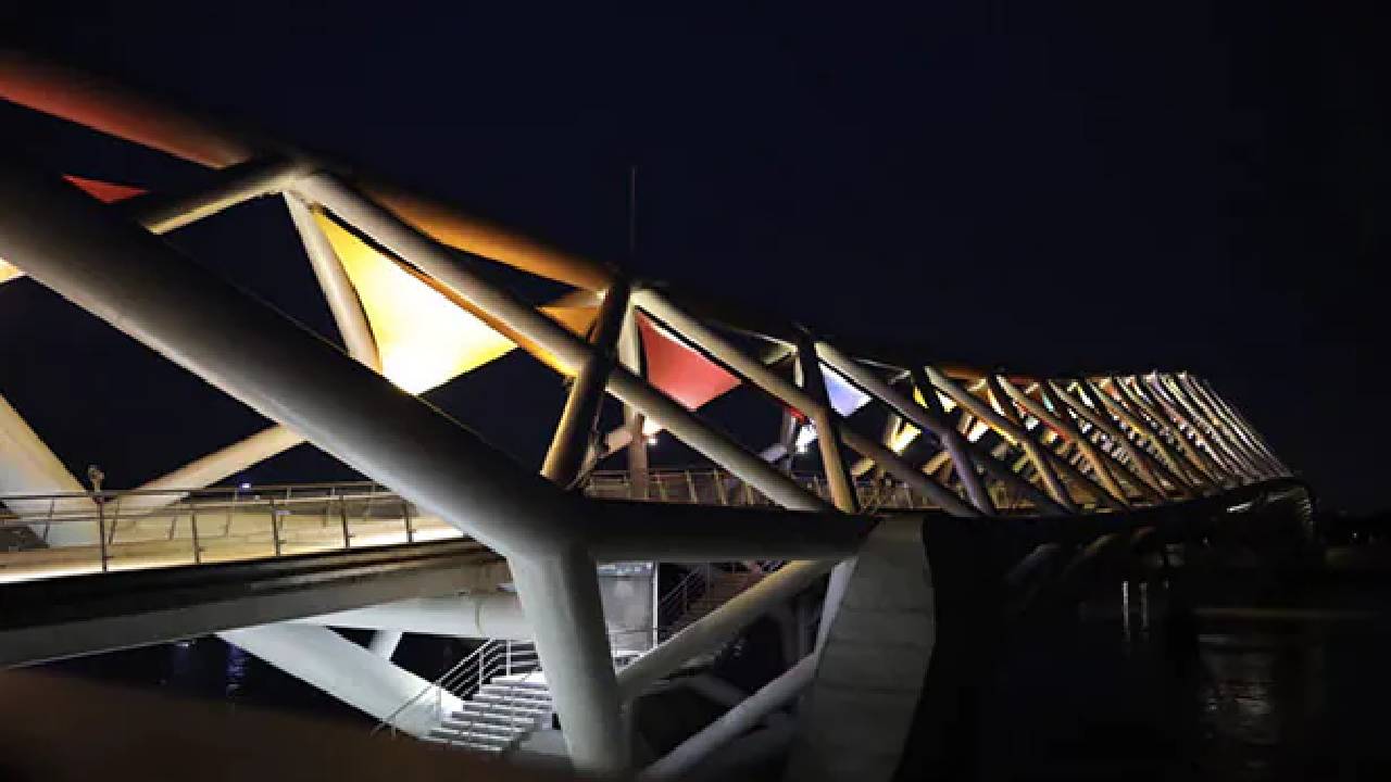 Atal Bridge: అటల్ బ్రిడ్జ్ ను ప్రారంభించనున్న ప్రధాని నరేంద్రమోదీ.