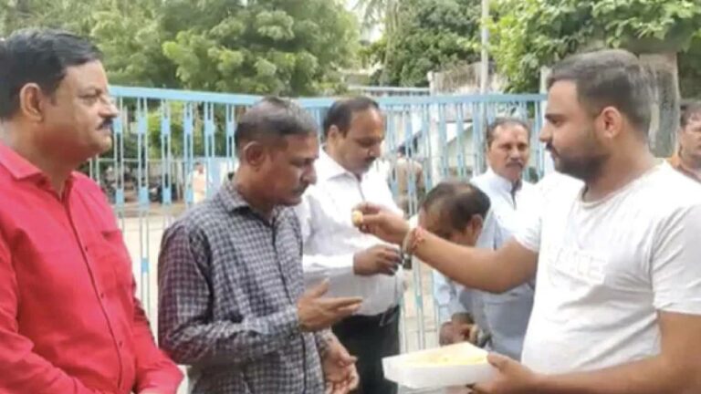 Bilkis Bano Case: బిల్కిస్ బానో అత్యాచారం కేసులో 11 మంది నిందితుల విడుదల..