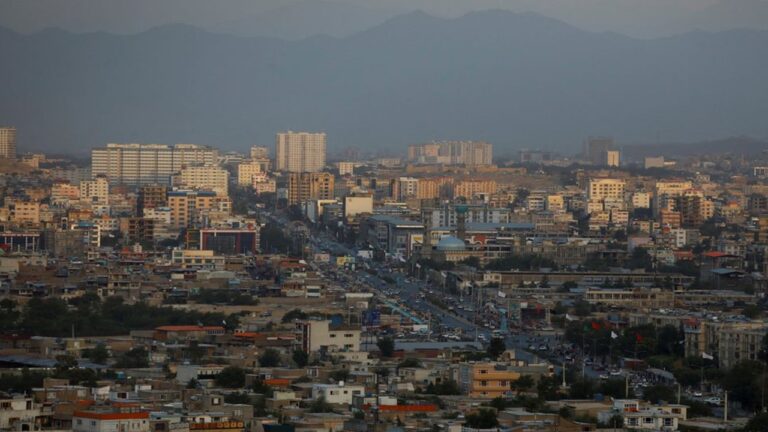 Blast in Kabul: కాబూల్‌లో షియాలే లక్ష్యంగా పేలిన బాంబు.. 8 మంది మృతి