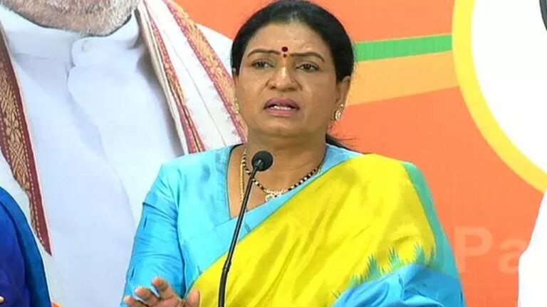 DK Aruna: కేసీఆర్‌వి అన్నీ అబద్ధాలే.. రాజకీయం తప్పితే వేరే ధ్యాసే లేదు..