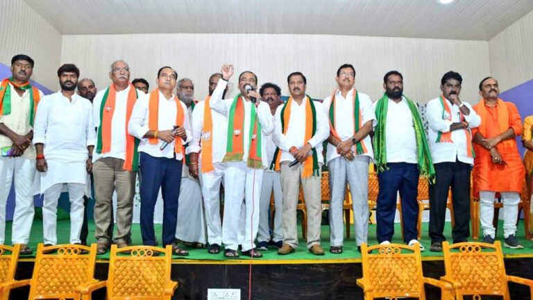 Etela Rajender : పార్టీ మారిన కాంగ్రెస్ ఎమ్మెల్యేలకు ఈటల సవాల్