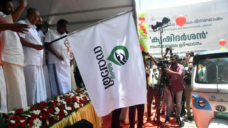 Kerala Savari: కేరళ ప్రభుత్వ వినూత్న నిర్ణయం.. సొంతగా క్యాబ్ సర్వీస్ ప్రారంభం