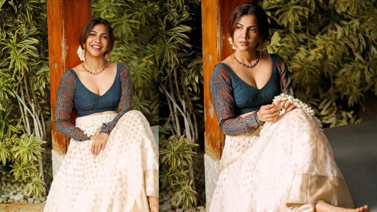 Madonna Sebastian: చేతిలో మల్లెపూల దండ పట్టుకొని ‘ప్రేమమ్’ బ్యూటీ రెచ్చగొడుతుందిలా