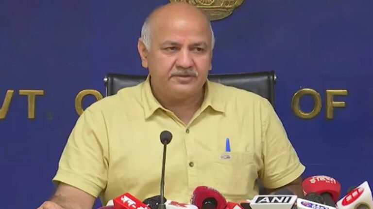 Manish Sisodia: మేం భగత్ సింగ్ వారసులం.. మమ్మల్ని ఏం చెయ్యలేరు..