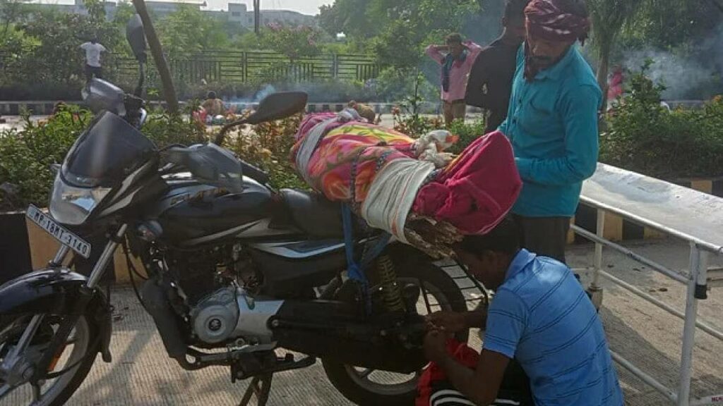 Mother Dead Body On Bike