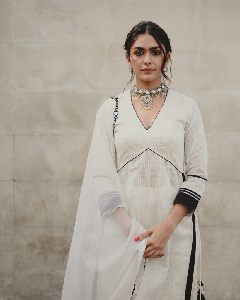 Mrunal Thakur