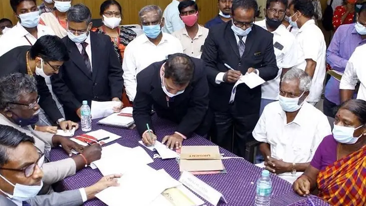 National Lok Adalat: ఏపీ వ్యాప్తంగా జాతీయ లోక్ అదాలత్.. 94,263 కేసుల పరిష్కారం