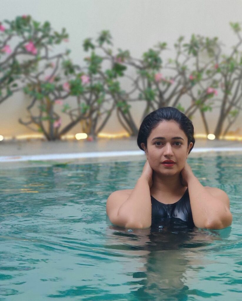 Poonam Bajwa (19)