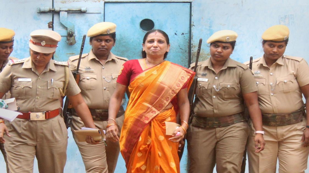 Rajiv Gandhi Assassination: రాజీవ్ గాంధీ హత్య కేసులో సుప్రీంకోర్టును ఆశ్రయించిన నళిని