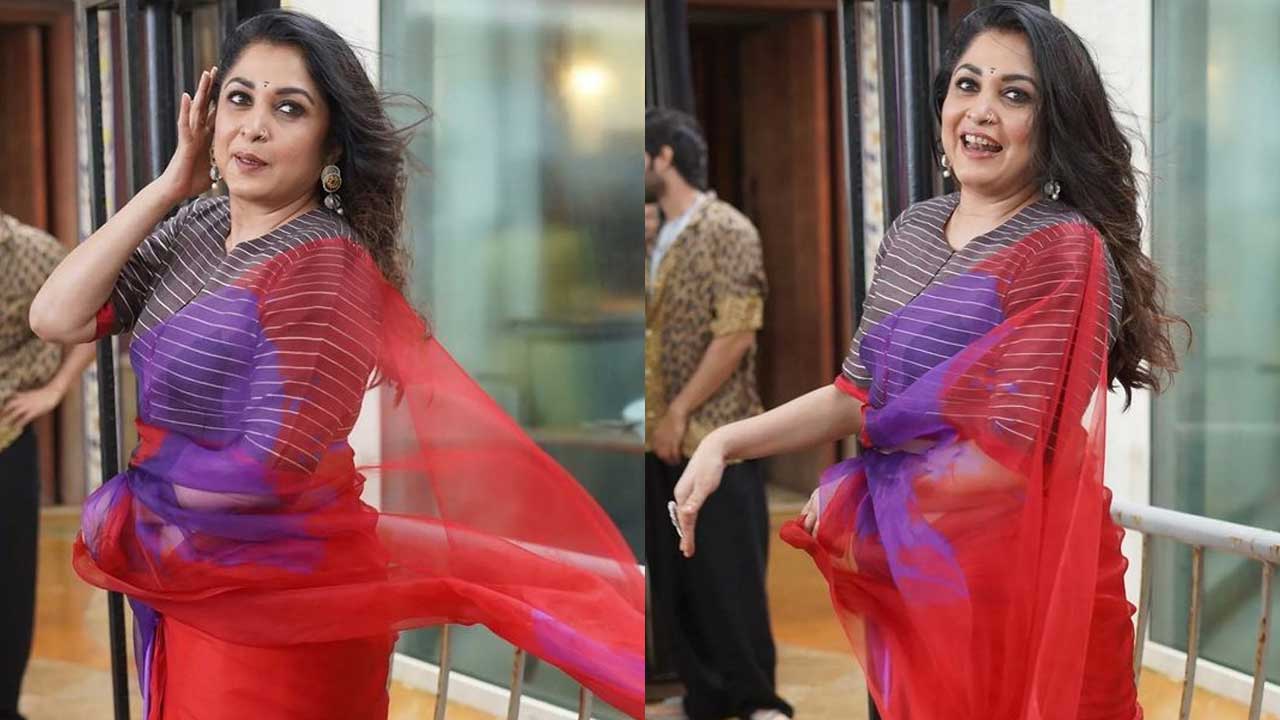 Ramya Krishnan: ఉల్లిపొర చీరలో శివగామి అందాల జాతర.. మరీ ఇంత ఘాటుగానా