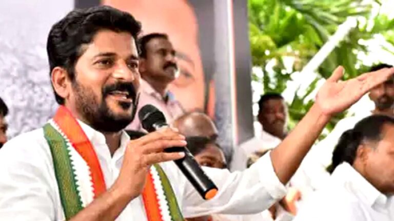 Revanth Reddy: అమ్ముడుపోయిన ప్రతివాడు సిద్ధాంతాలు చెప్పడం  ఫ్యాషన్ గా మారింది