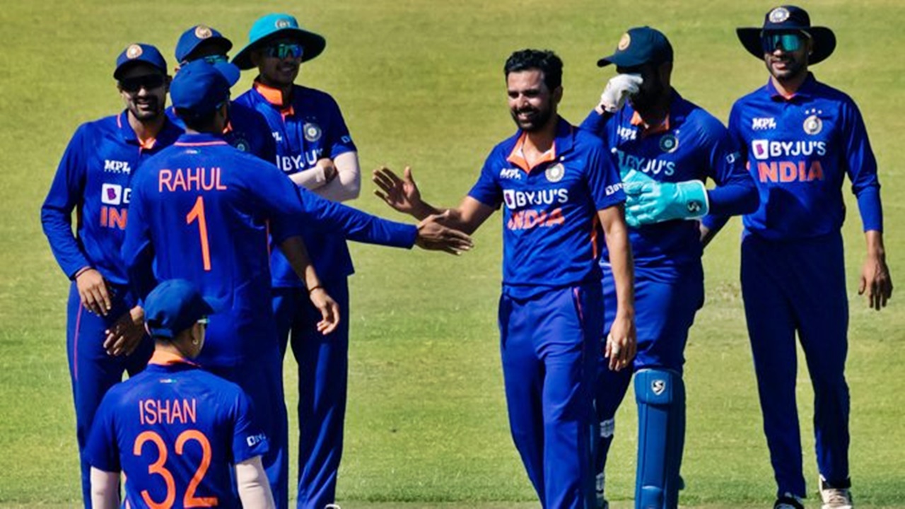 ICC Rankings: జింబాబ్వేపై వన్డే సిరీస్ క్లీన్‌స్వీప్.. టీమిండియా ర్యాంక్  పదిలం